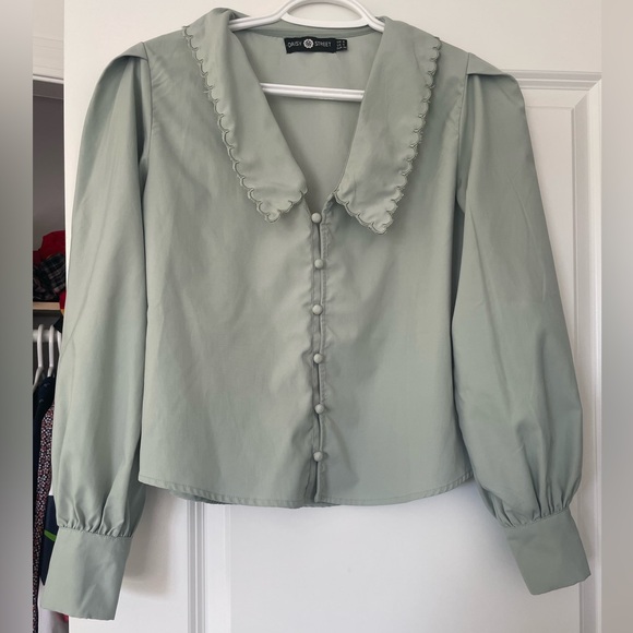 Daisy Street size small green puff sleeve green blouse - Picture 2 of 6